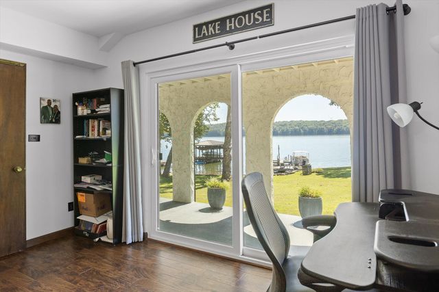 2166 S Shore Acres Road, Soddy Daisy, TN 37379