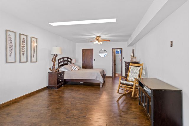 2166 S Shore Acres Road, Soddy Daisy, TN 37379