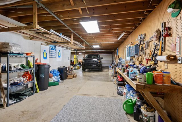 2166 S Shore Acres Road, Soddy Daisy, TN 37379