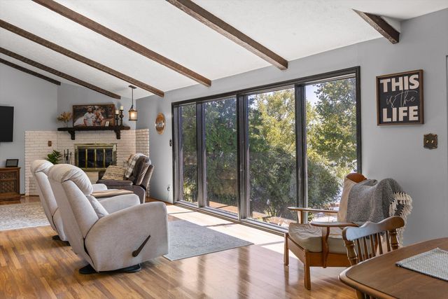 2166 S Shore Acres Road, Soddy Daisy, TN 37379