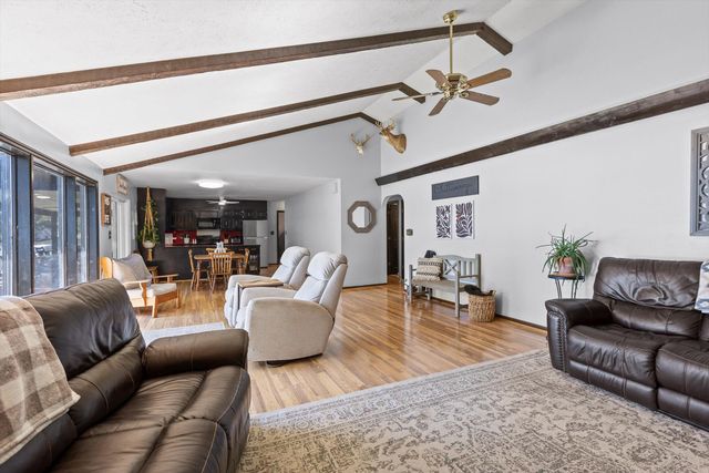 2166 S Shore Acres Road, Soddy Daisy, TN 37379