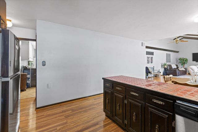 2166 S Shore Acres Road, Soddy Daisy, TN 37379