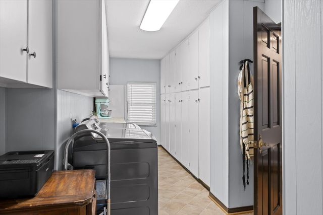 2166 S Shore Acres Road, Soddy Daisy, TN 37379