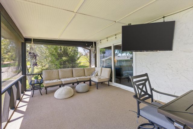 2166 S Shore Acres Road, Soddy Daisy, TN 37379