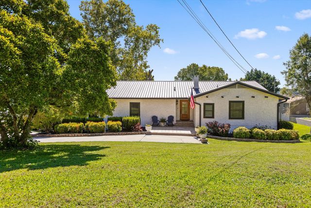 2166 S Shore Acres Road, Soddy Daisy, TN 37379