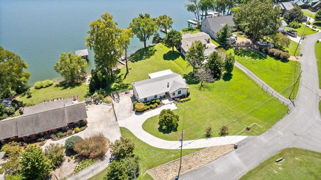 2166 S Shore Acres Road, Soddy Daisy, TN 37379