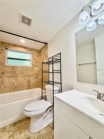 2204 IRENE STREET B, Lutz, FL 33549