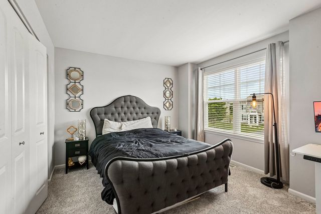 926 Catamaran Circle, Pingree Grove, IL 60140
