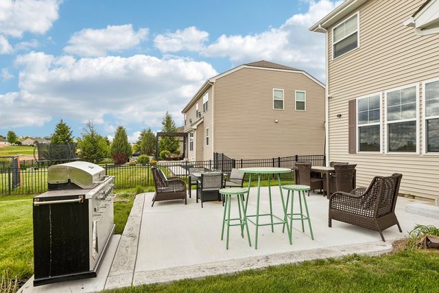 926 Catamaran Circle, Pingree Grove, IL 60140
