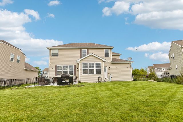 926 Catamaran Circle, Pingree Grove, IL 60140