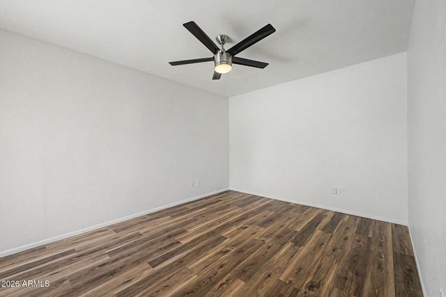 4122 W CALAVAR Road, Phoenix, AZ 85053