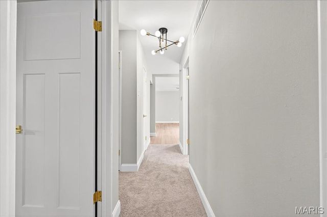 44 Riviera Court, St Louis, MO 63146