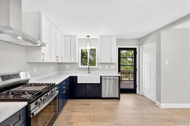 44 Riviera Court, St Louis, MO 63146