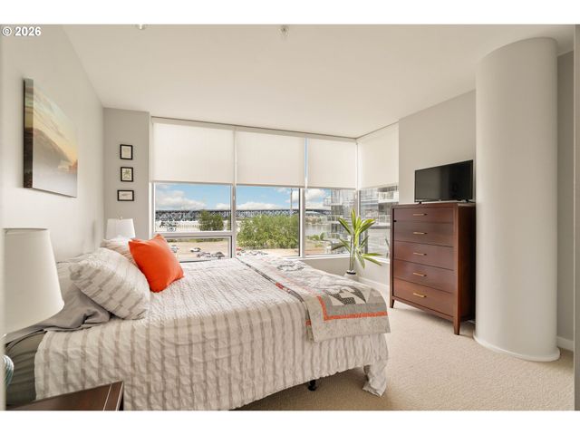 3570 S RIVER Pkwy 603, Portland, OR 97239