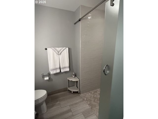 3570 S RIVER Pkwy 603, Portland, OR 97239