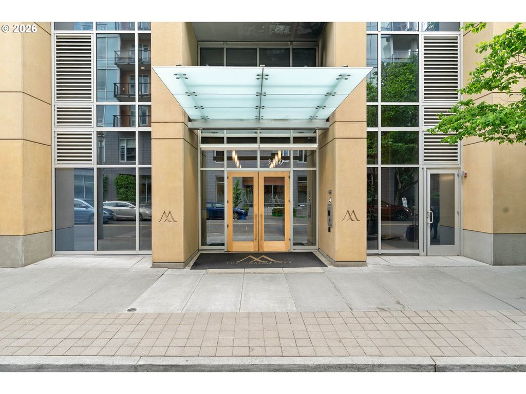 3570 S RIVER Pkwy 603, Portland, OR 97239