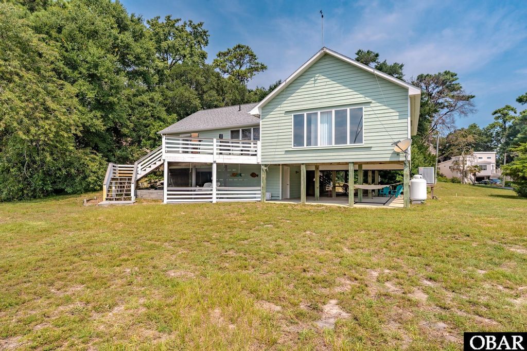 Image 1 of property listing at 328 Sir Chandler Drive, Kill Devil Hills, NC 29748