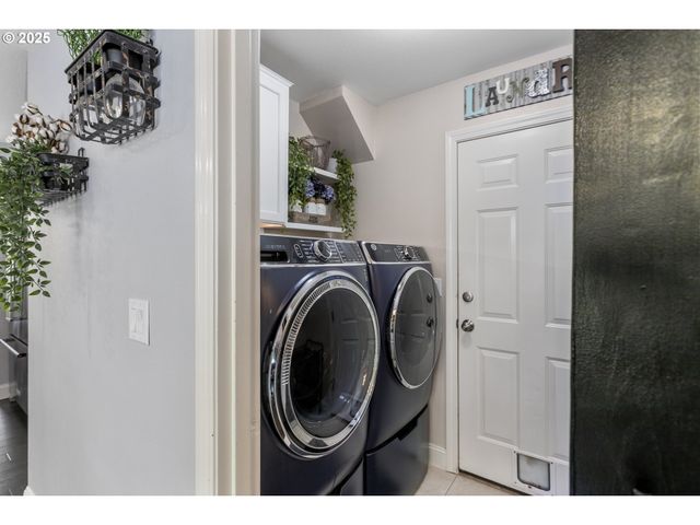 276 CHAMPION Rd, Kalama, WA 98625