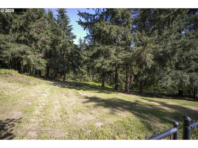 276 CHAMPION Rd, Kalama, WA 98625