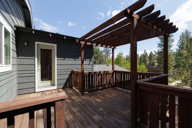 2533 NW Monterey Pines Drive, Bend, OR 97703