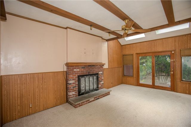91 Culver Pkwy, Irondequoit, NY 14609