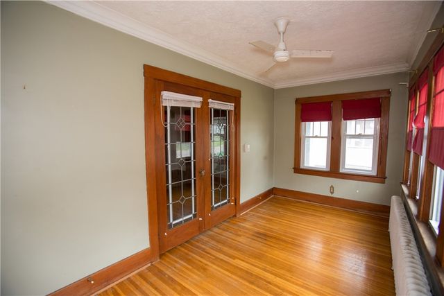 91 Culver Pkwy, Irondequoit, NY 14609