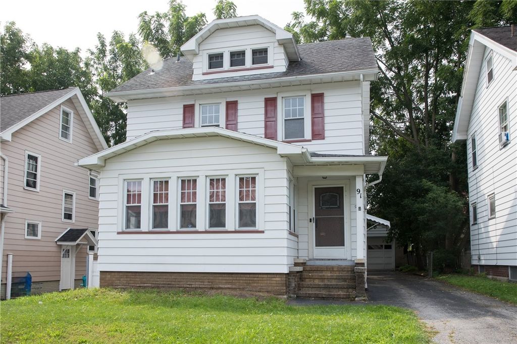 91 Culver Pkwy, Irondequoit, NY 14609
