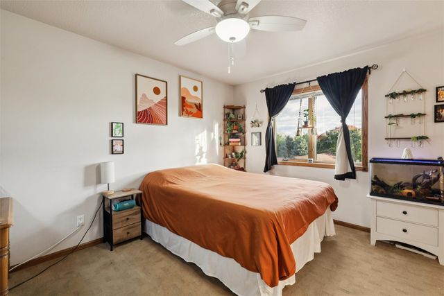 800 Lake View Avenue, Polk City, IA 50226