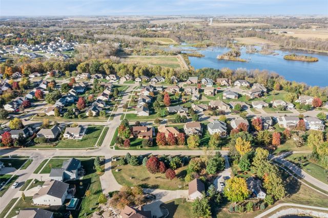 800 Lake View Avenue, Polk City, IA 50226