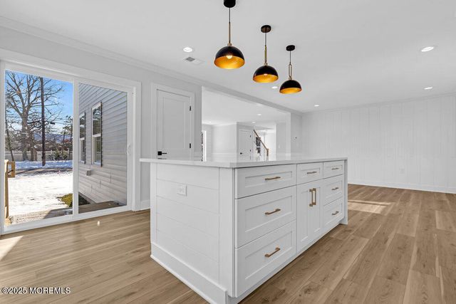 420 New Jersey Avenue, Pine Beach, NJ 08741