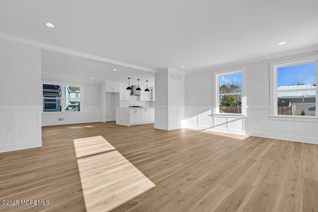 420 New Jersey Avenue, Pine Beach, NJ 08741