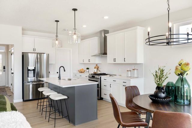 5412 Scenic Loop Run, Victoria, MN 55386