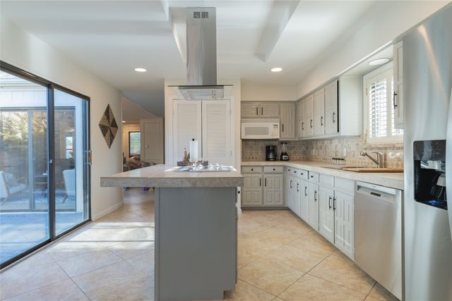 1011 Wimbledon Lane, Plano, TX 75075
