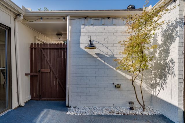 1011 Wimbledon Lane, Plano, TX 75075