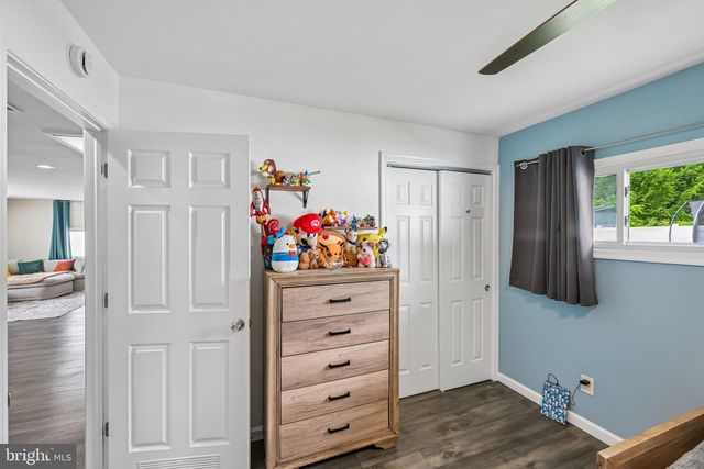 1 CURRY LN, Newark, DE 19713