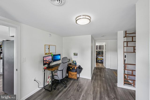 1 CURRY LN, Newark, DE 19713
