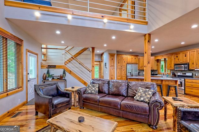 265 Bahn Erlenbruck, Helen, GA 30545