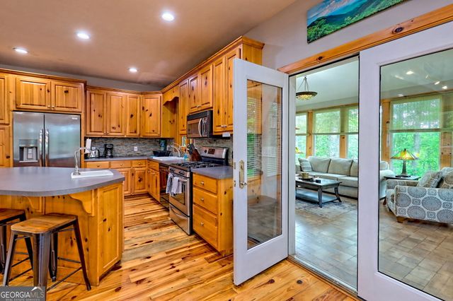 265 Bahn Erlenbruck, Helen, GA 30545