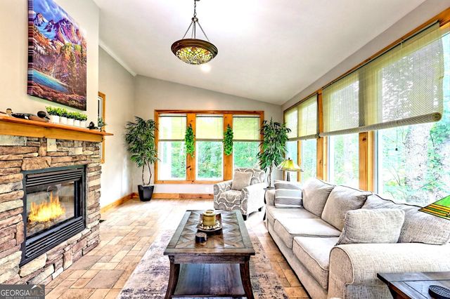 265 Bahn Erlenbruck, Helen, GA 30545