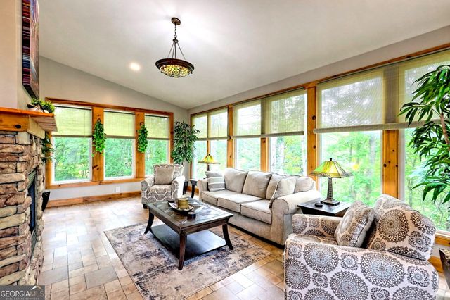 265 Bahn Erlenbruck, Helen, GA 30545
