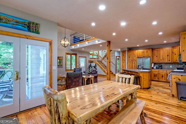265 Bahn Erlenbruck, Helen, GA 30545