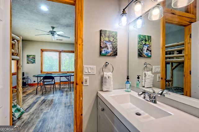265 Bahn Erlenbruck, Helen, GA 30545