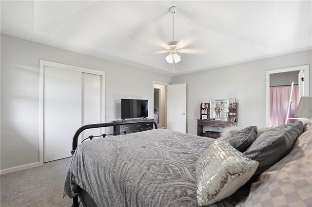 6470 SE Horseshoe Drive, Holt, MO 64048