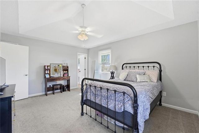 6470 SE Horseshoe Drive, Holt, MO 64048