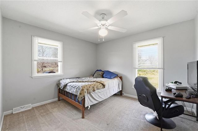 6470 SE Horseshoe Drive, Holt, MO 64048