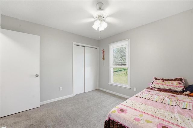 6470 SE Horseshoe Drive, Holt, MO 64048
