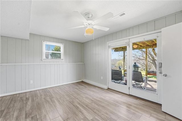 6470 SE Horseshoe Drive, Holt, MO 64048