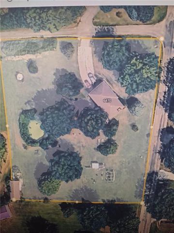 6470 SE Horseshoe Drive, Holt, MO 64048