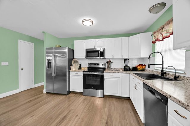 5214 Bowling Green Drive, Fort Pierce, FL 34951