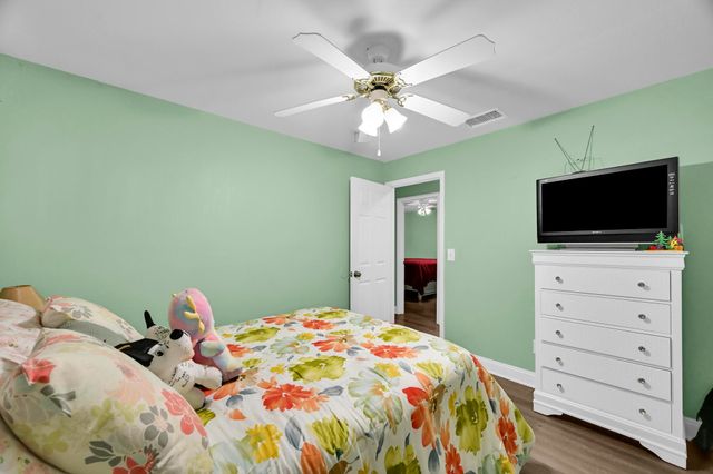 5214 Bowling Green Drive, Fort Pierce, FL 34951